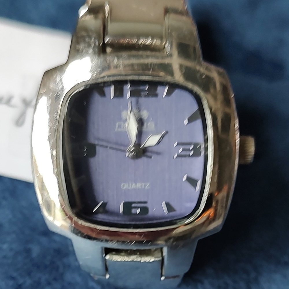 NEXUS WATCH